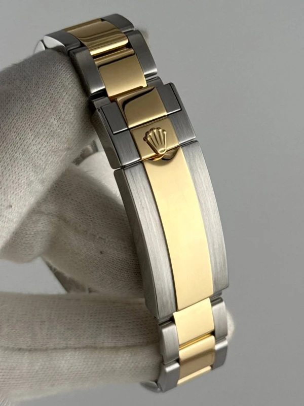 Rolex 40mm Steel and Yellow Gold 116613LN-0001 8