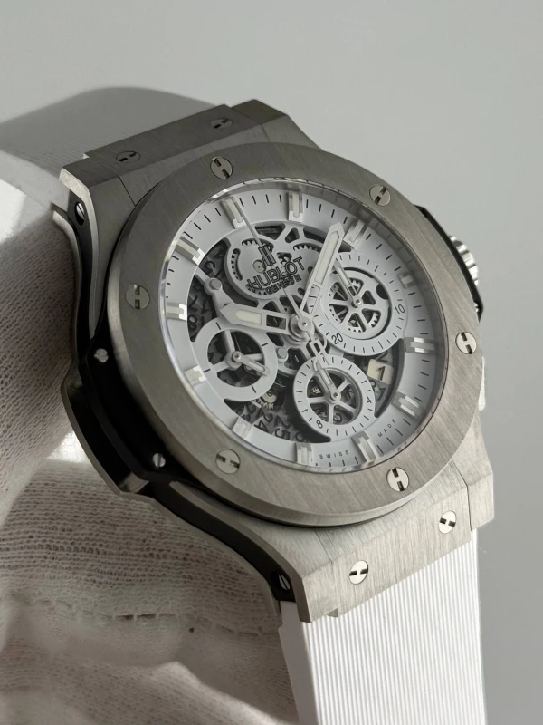 Hublot Aero Garmisch Limited Edition  311.SX.2010.GR.GAP10 3