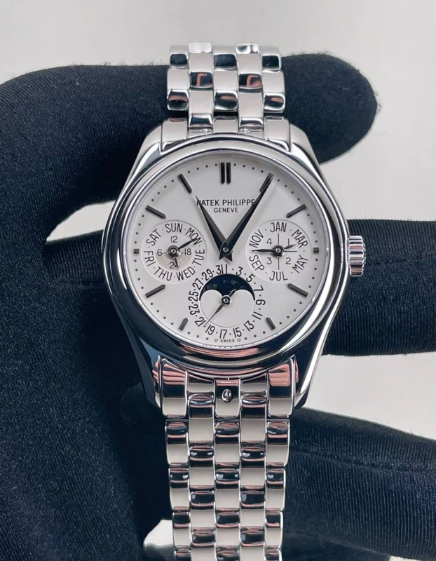 Patek Philippe Perpetual Calendar 18kt White Gold Men's  5136-1G 5
