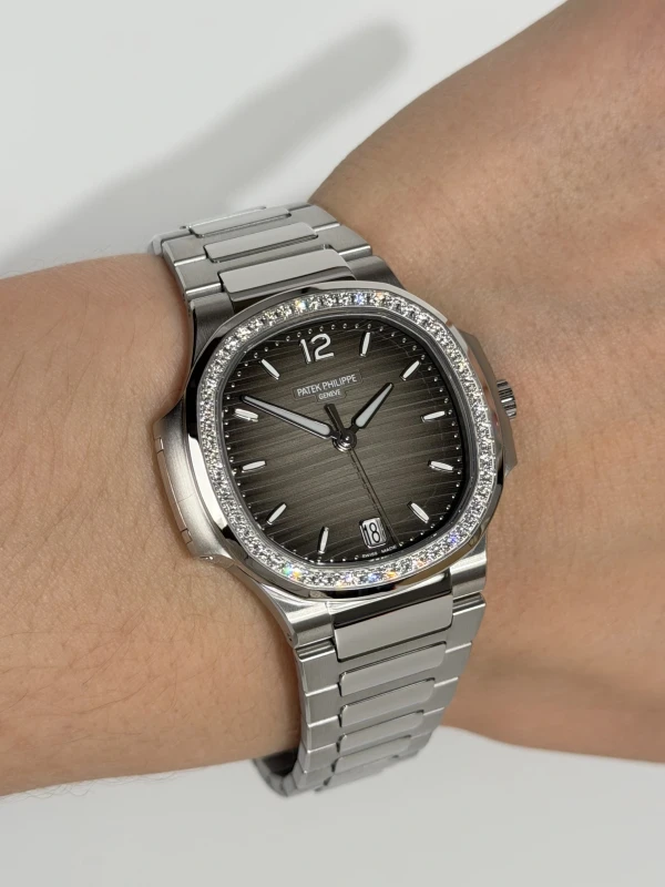 Patek Philippe Ladies 7118/1200A-011 6