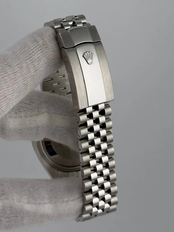Rolex Datejust 36mm Steel and White Gold 126234-0057 8