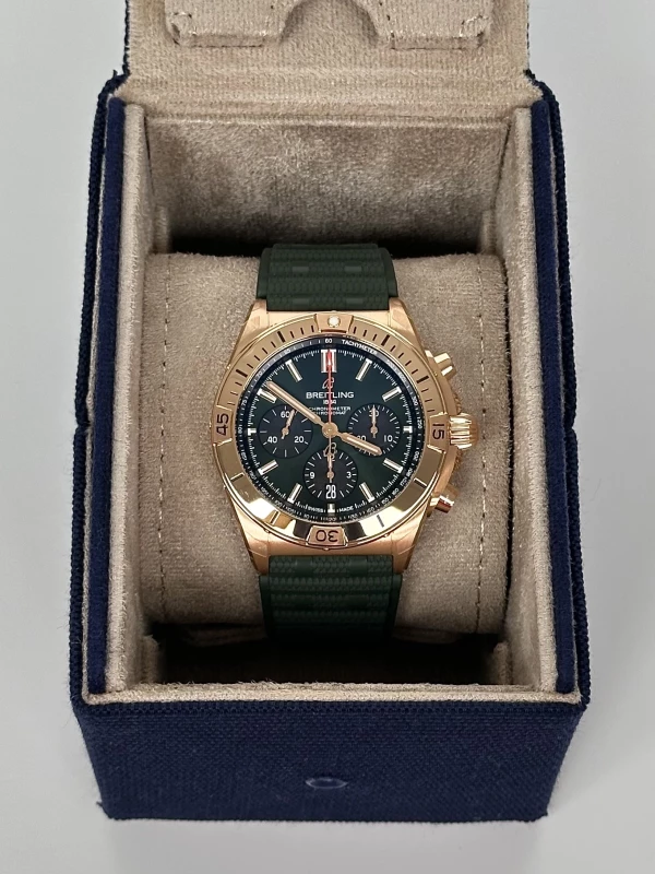 Breitling B01 42 RB0134101L1S1 5