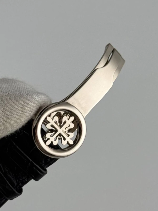Patek Philippe 6006 6006G-001 8