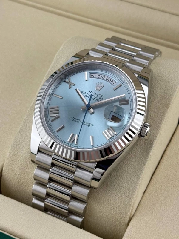 Rolex Day-Date 40 mm Platinum 228236-0012 5