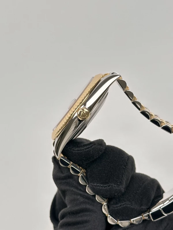 Rolex 41mm Steel and Yellow Gold 126333-0010 4