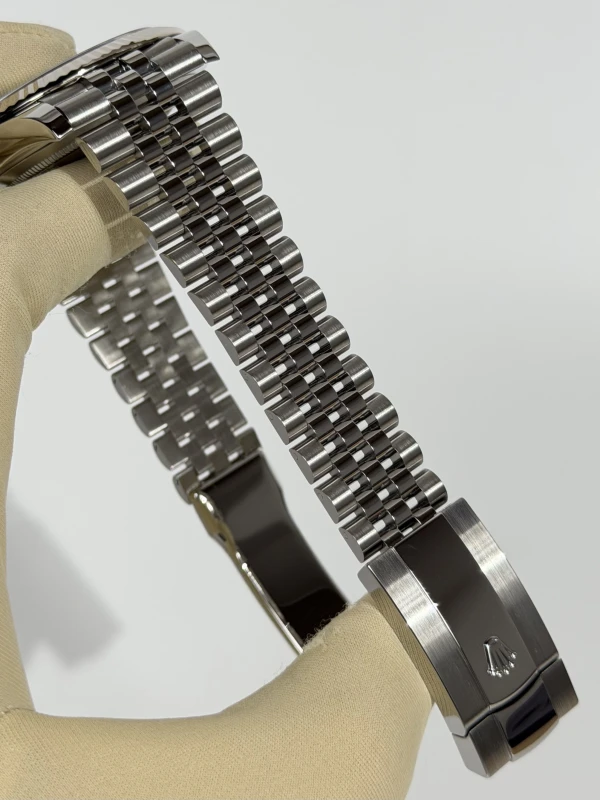 Rolex 41 Oystersteel and white gold 126334-0012 3