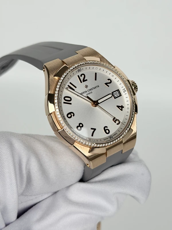 Vacheron Constantin Small Date Self-Winding 47560/000R-9672 2