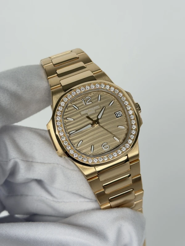 Patek Philippe 7010/1R 7010/1R-012 3