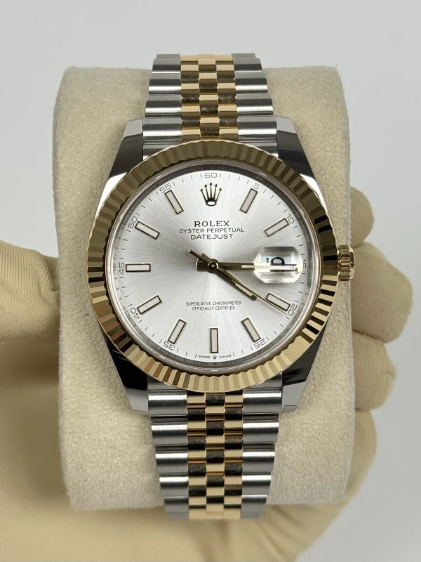 Rolex 41 mm, steel and yellow gold 126333-0002 2