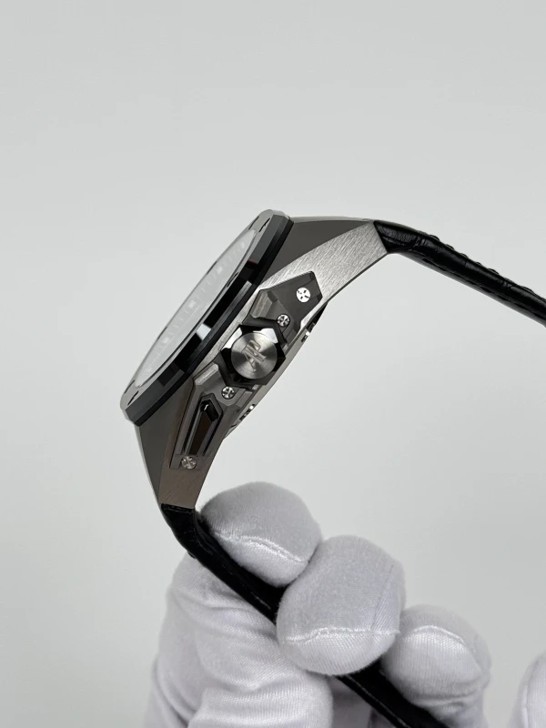 Audemars Piguet Concept Flying Tourbillon GMT 26589IO.OO.D002CA.01 6