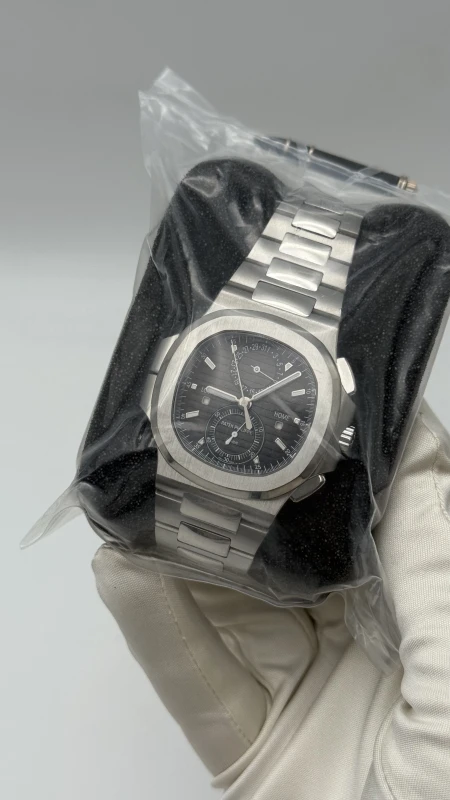 Patek Philippe TRAVEL TIME CHRONOGRAPH  5990/1A-001 2