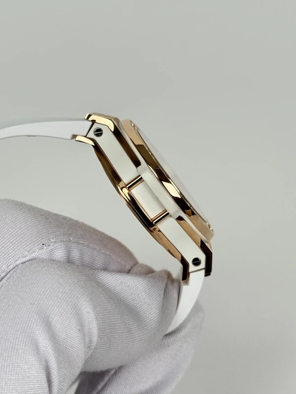 Hublot Gold White Diamonds 38 mm  361.PE.2010.RW.1104 5