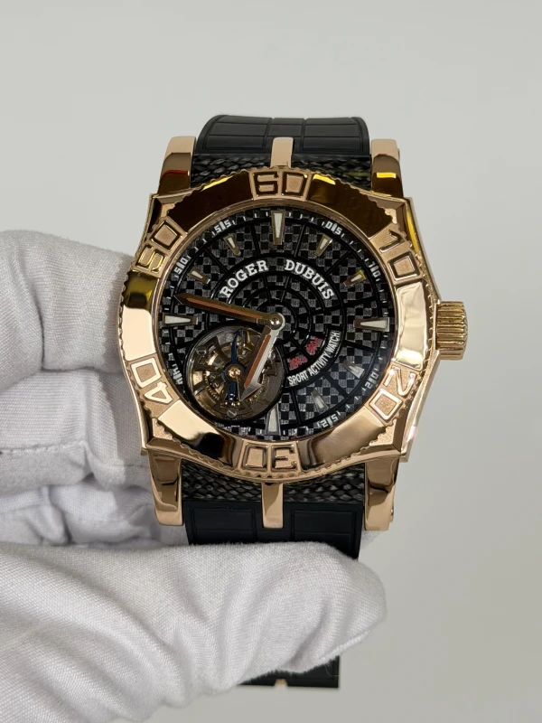 Roger Dubuis SE48 029 53 2