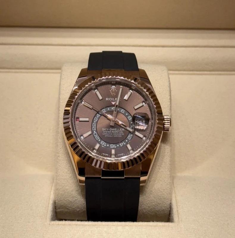 Rolex 42mm Everose Gold 326235-0005 2