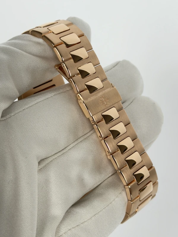 Patek Philippe 5980/1 5980/1R-001 4