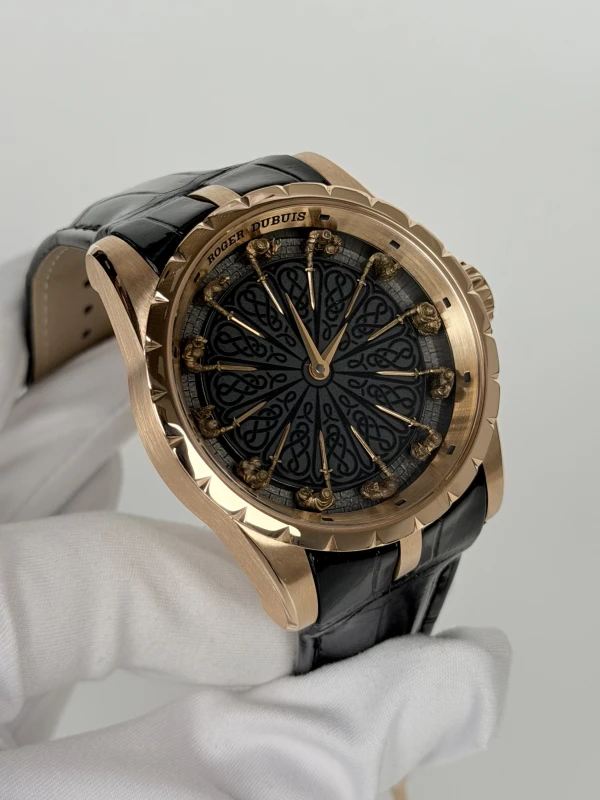 Roger Dubuis Table Ronde 45 DDBEX0495 rose gold 3