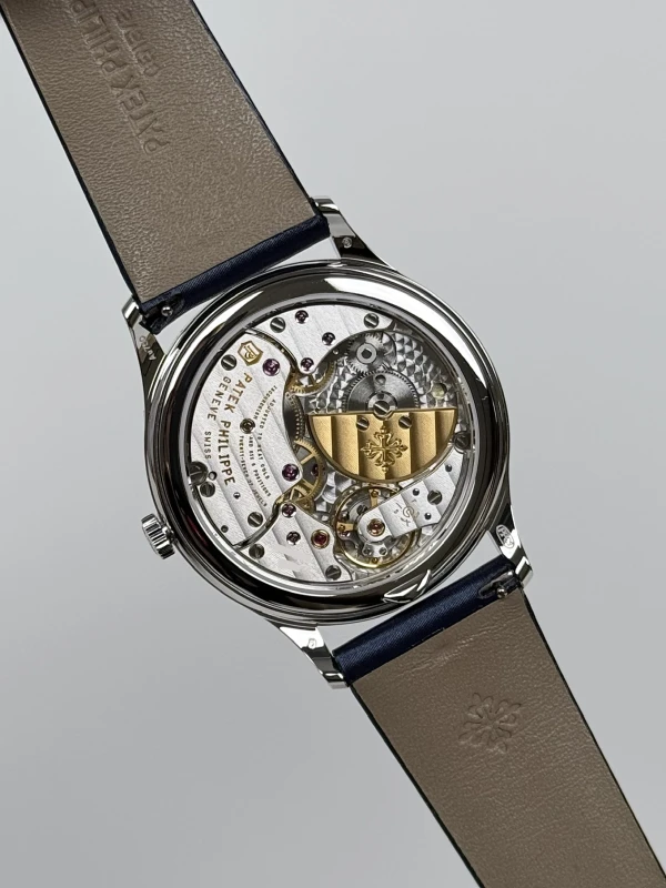 Patek Philippe Calatrava 4997 4997/200G-001 9