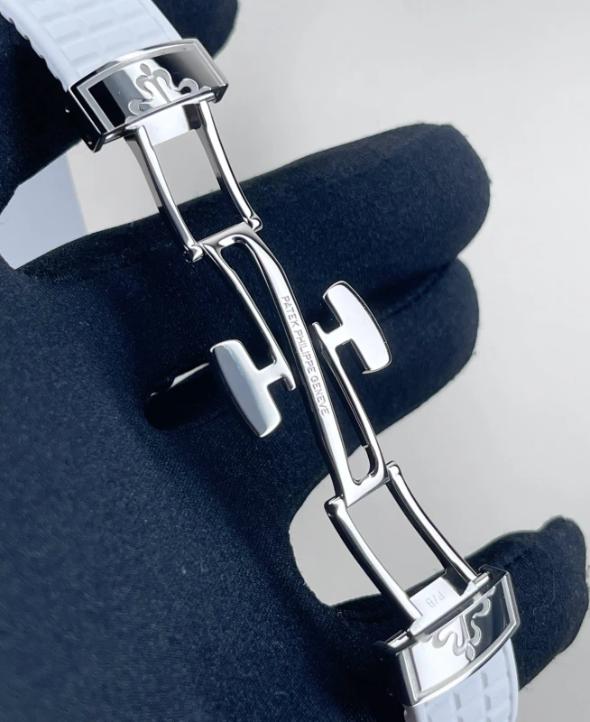 Patek Philippe 5067 Aquanaut Luce 5067A-011 7