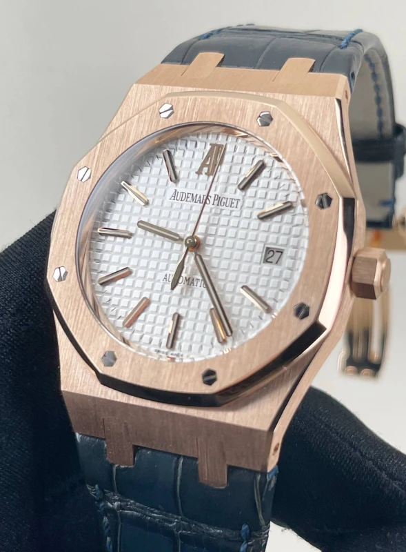 Audemars Piguet Selfwinding 39 mm 15300OR.OO.D088CR.02 2