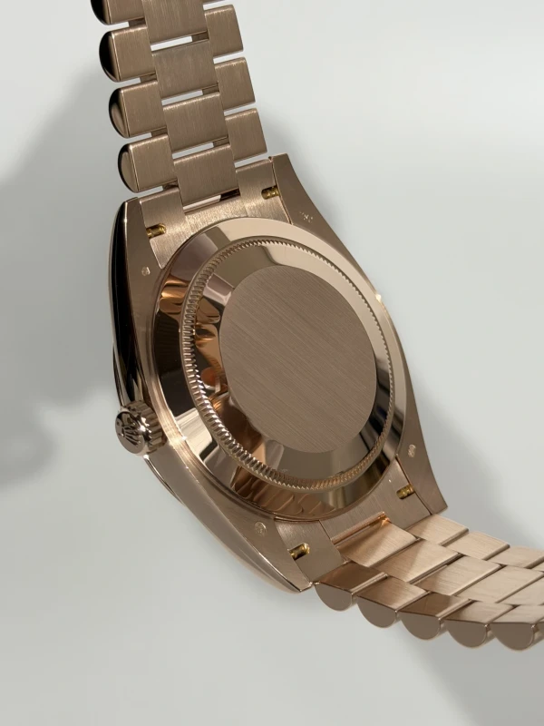 Rolex 40 mm Everose Gold 228235-0053 4