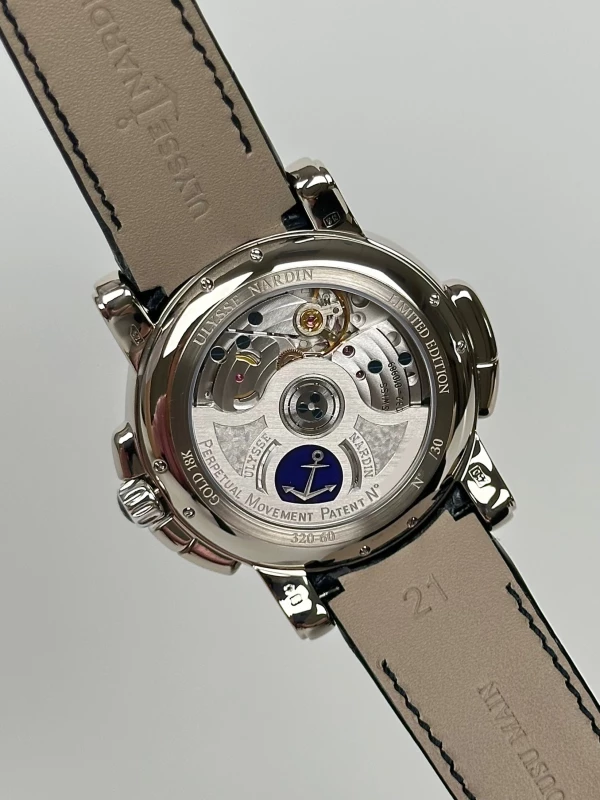 Ulysse Nardin GMT ± Perpetual 42mm 320-60 9