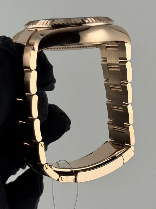 Rolex 42mm Everose Gold 336935-0001 8