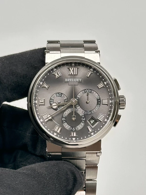 Breguet Chronograph 5527TI/G2/TW0 3