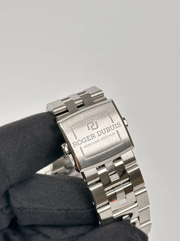 Roger Dubuis 42 Automatic DBEX0385 8