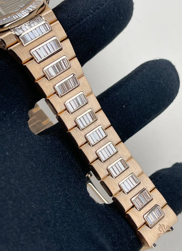 Patek Philippe LADY 7014/1R-001 7