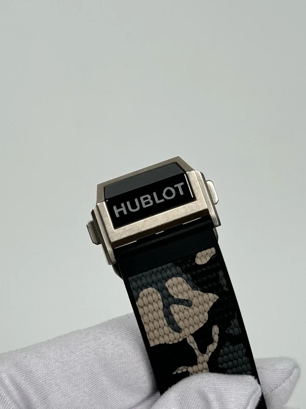 Hublot UNICO TITANIUM CERAMIC 421.NM.1170.RX 8