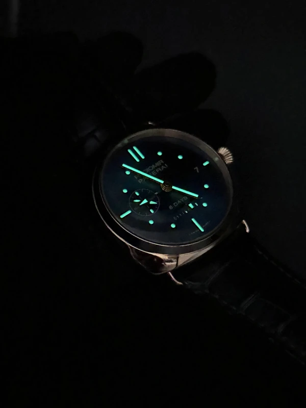 Panerai 8 Days GMT Oro Rosso PAM00538 5