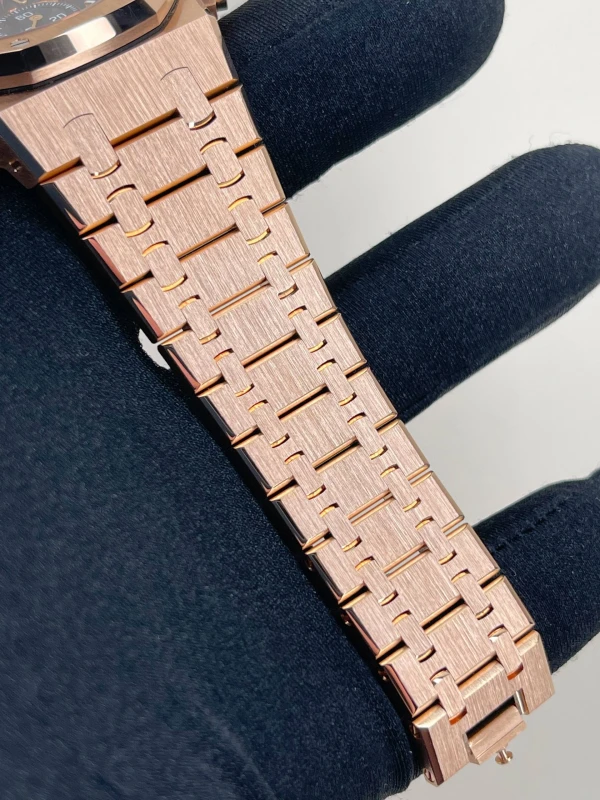 Audemars Piguet Selfwinding Chronograph 41 mm 2022 «50-летний юбилей» 26240OR.OO.1320OR.01 7