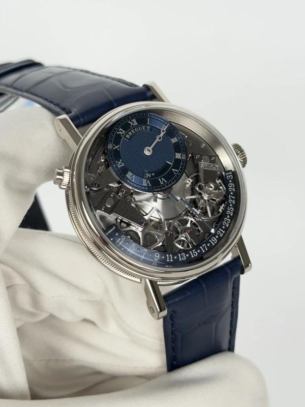 Breguet 7597 Quantieme Retrograde 7597BB/GY/9WU 3
