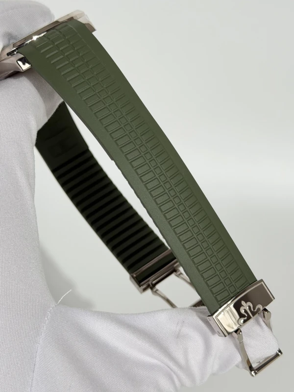 Patek Philippe 5168 5168G-010 5