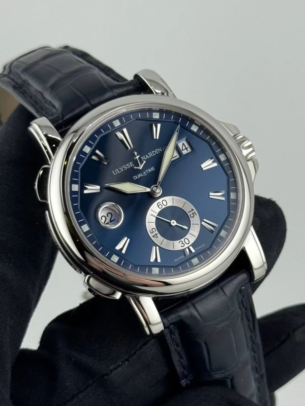 Ulysse Nardin 42 mm 243-55/93 7