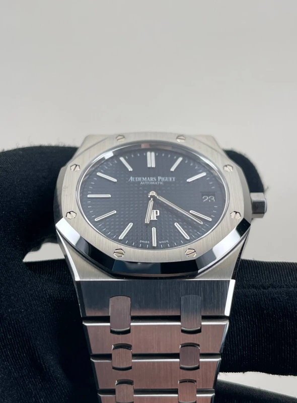 Audemars Piguet Royal Oak Jumbo Extra-Thin "50th Anniversary" 39 mm 16202ST.OO.1240ST.01 4
