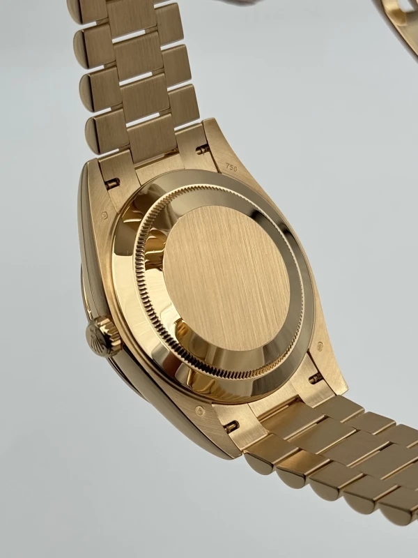 Rolex 40 MM, YELLOW GOLD AND DIAMOND 228348rbr-0002 9