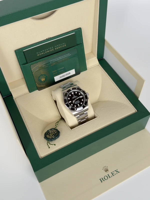 Rolex 41 mm Steel 124060-0001 5