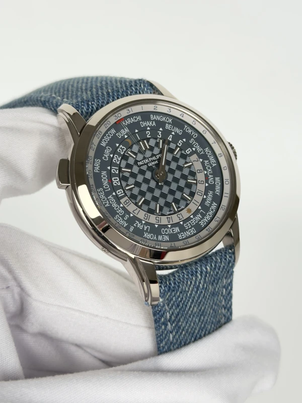 Patek Philippe 5330G-001 2
