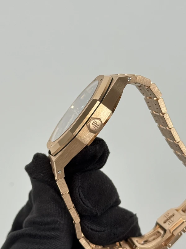 Audemars Piguet Double Balance Wheel Openworked 15407OR.OO.1220OR.01 5