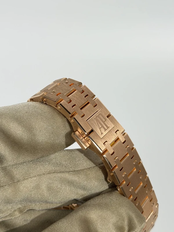 Audemars Piguet Selfwinding Chronograph 38 mm 26715OR.ZZ.1356OR.01 5