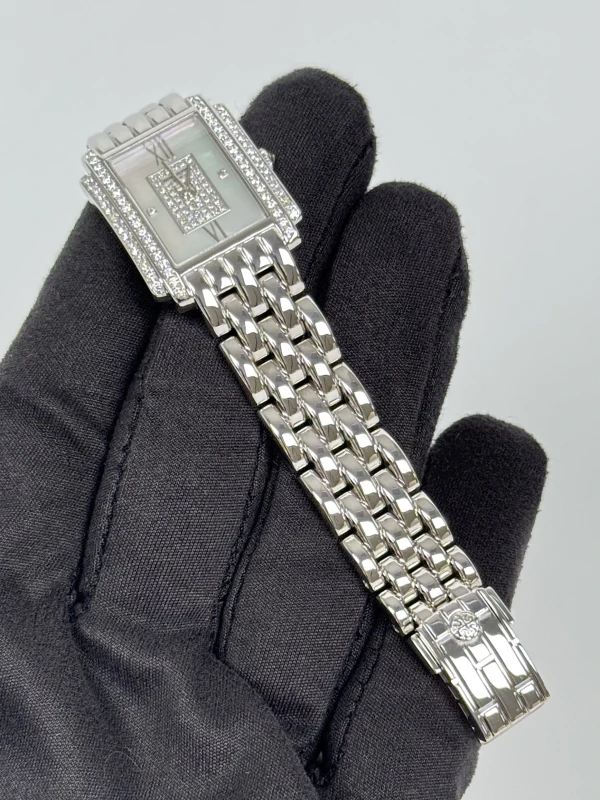 Patek Philippe Quartz White Gold & Diamonds 4825/120G 6