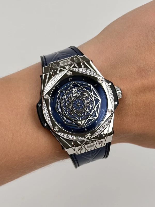Hublot One Click Sang Bleu Steel White Diamonds 39 mm 465.SS.7179.VR.1204.MXM19 9