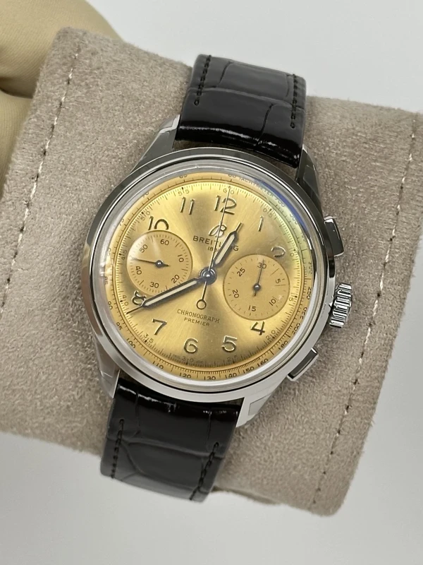 Breitling B09 CHRONOGRAPH 40 AB0930F51H1P1 4
