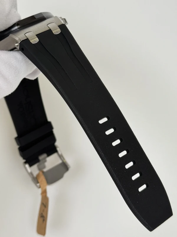 Audemars Piguet Chronograph 44mm 26400IO.OO.A004CA.01 5