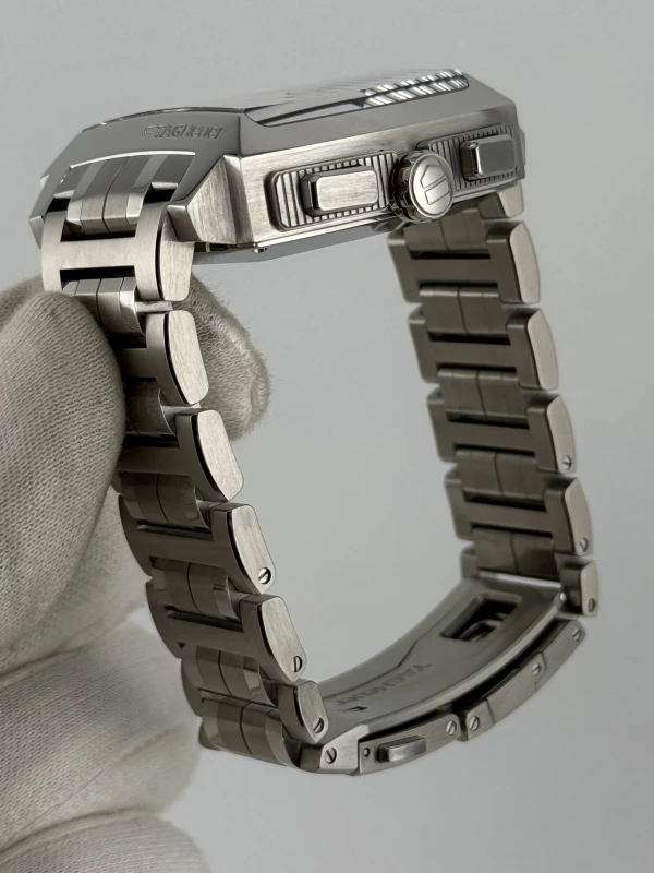 Tag Heuer Chronograph Calibre 12 CAL2110.BA0781 4