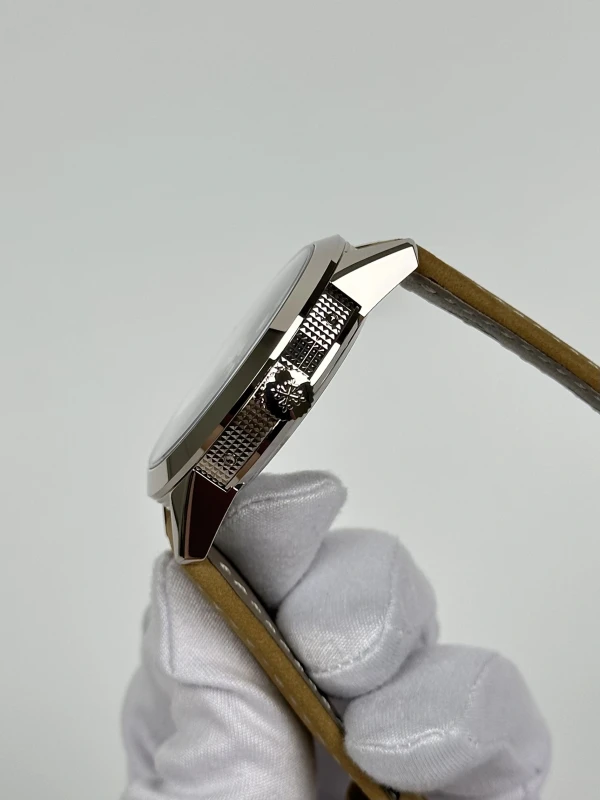 Patek Philippe 5326 5326G-001 6