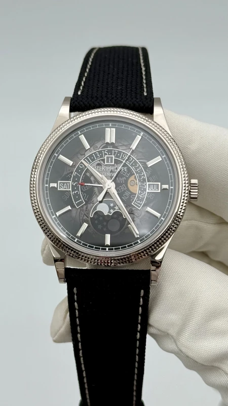 Patek Philippe 6159G-001 RETROGRADE PERPETUAL CALENDAR 6159G-001 4