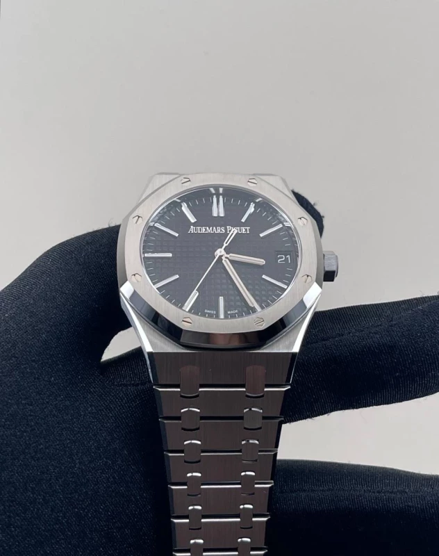 Audemars Piguet Selfwinding 15510ST.OO.1320ST.07 7