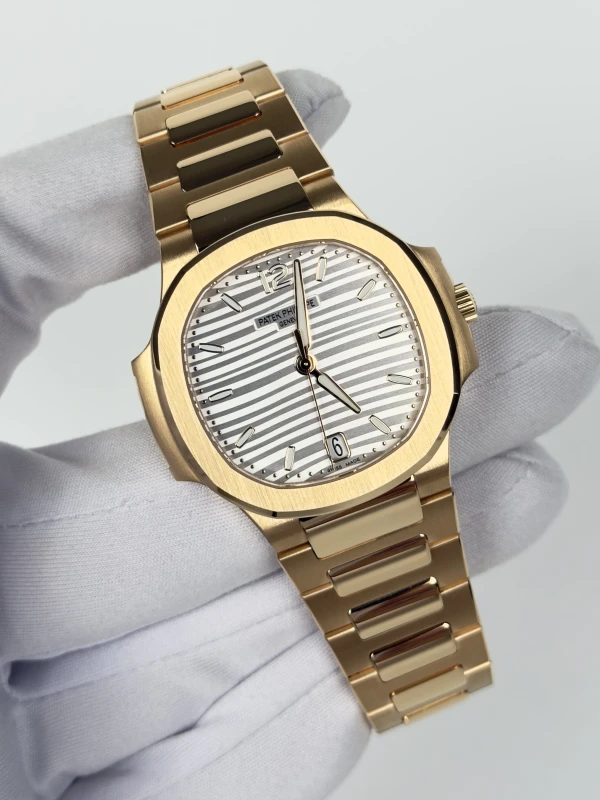Patek Philippe Lady 7118 7118/1R-001 2